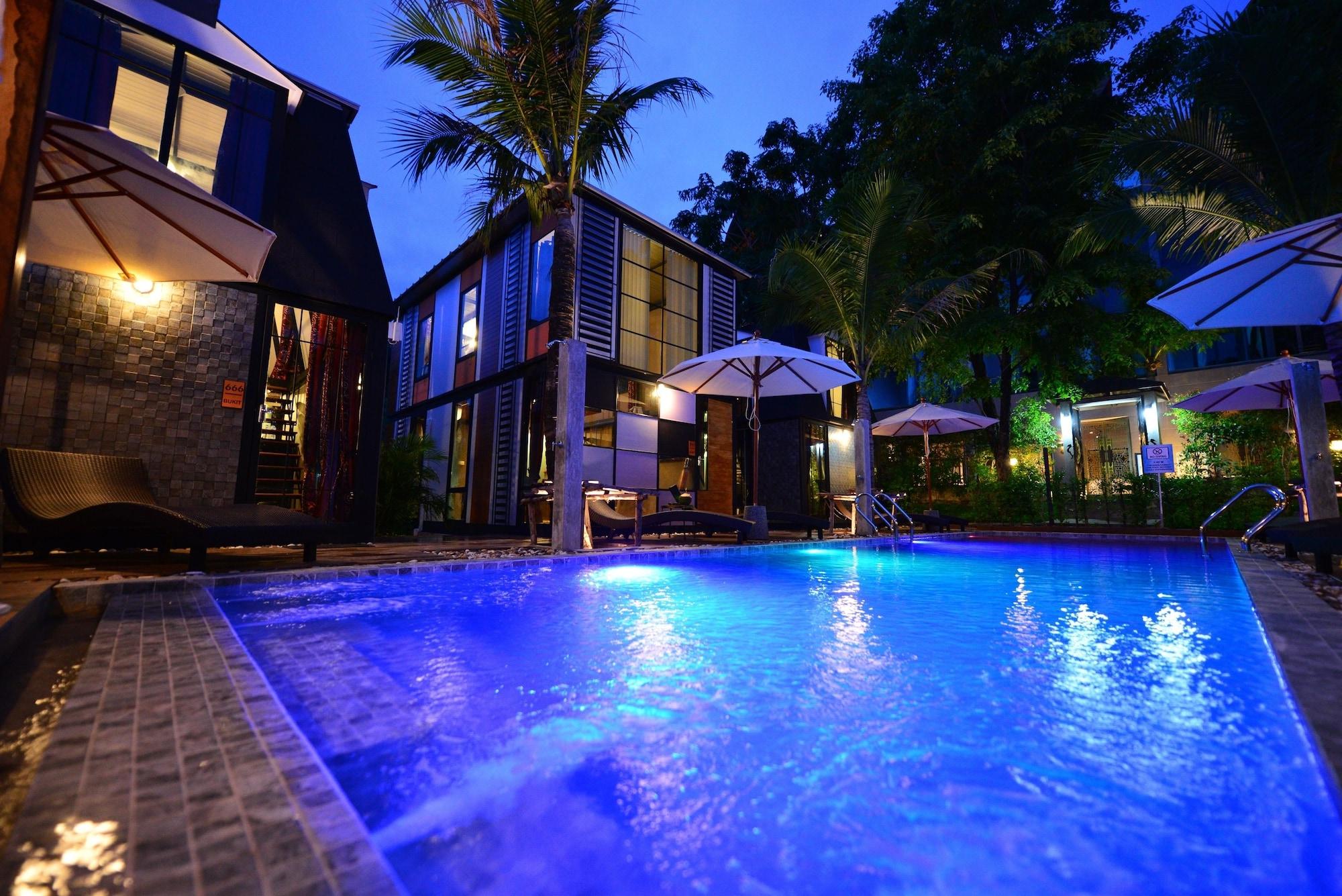 Bukit Pool Villas - Sha Extra Plus Patong Exteriör bild