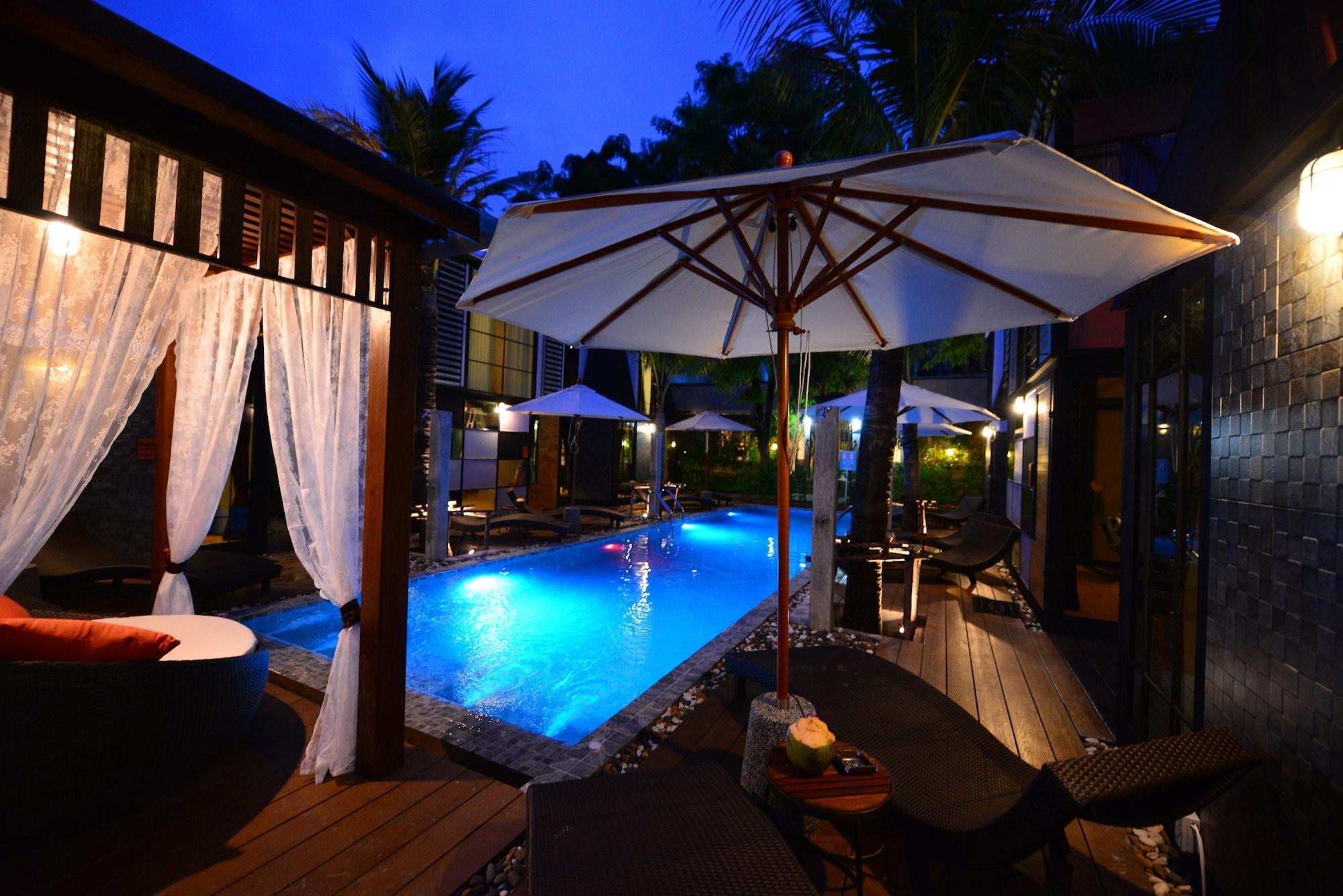 Bukit Pool Villas - Sha Extra Plus Patong Exteriör bild